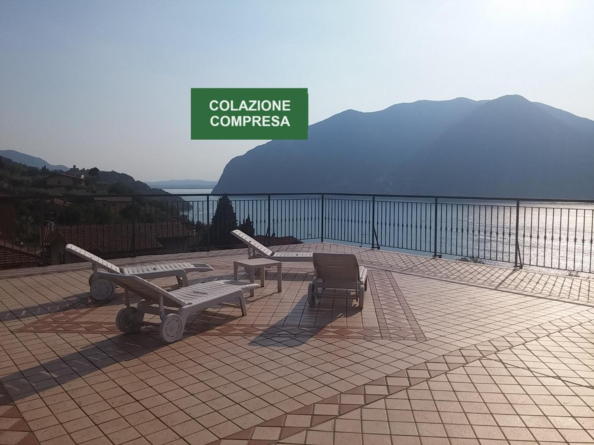 Hotel Bellavista Meuble Monte Isola Eksteriør billede