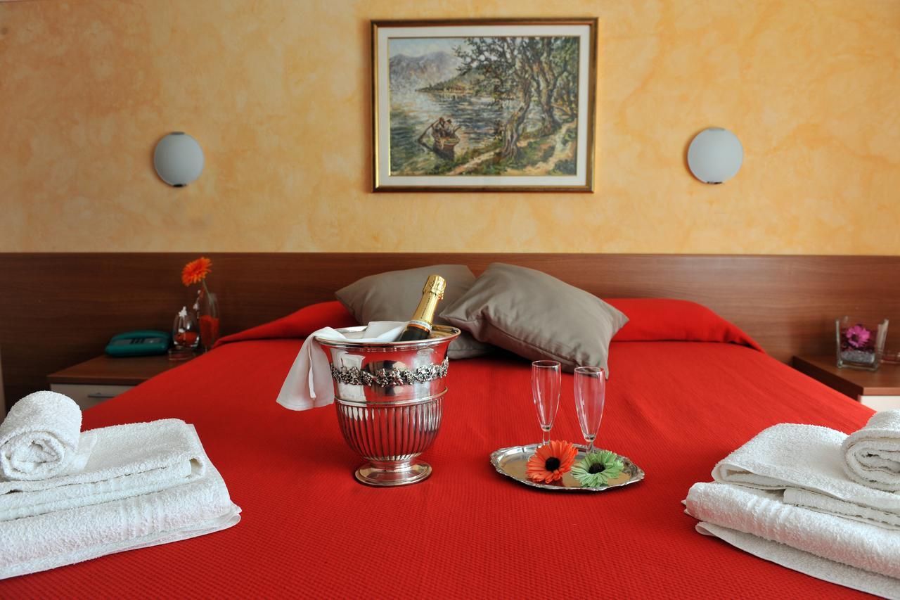 Hotel Bellavista Meuble Monte Isola Eksteriør billede